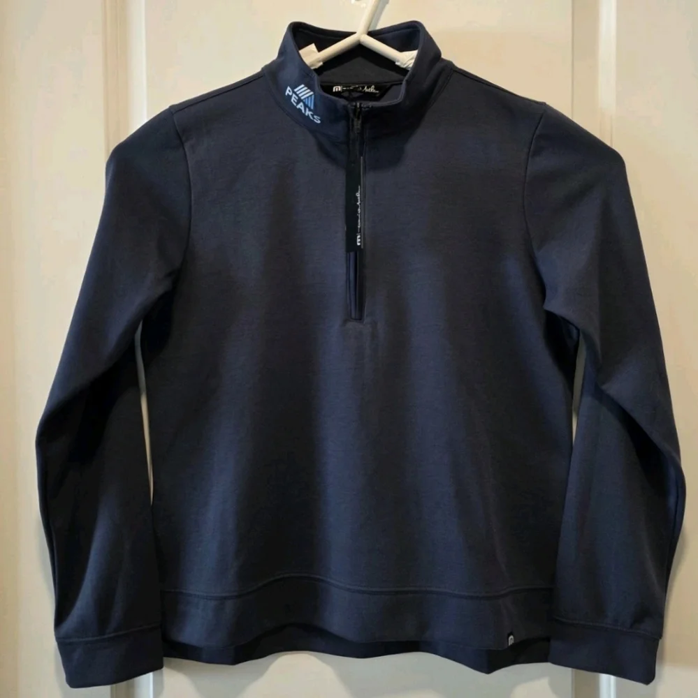 Travis Mathew Coveside Womens Medium 1/2 Zip Pullover Blue PEAK Logo - Picture 1 of 9